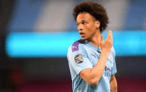 法甲赛后画面引热议:昔日曼市对手重逢 博格巴与萨内赛后深情寒暄