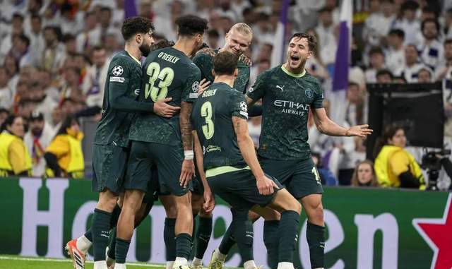 正义终将彰显!曼城逆转击败皇马成功复仇 银河战舰14人应战终难避免失利